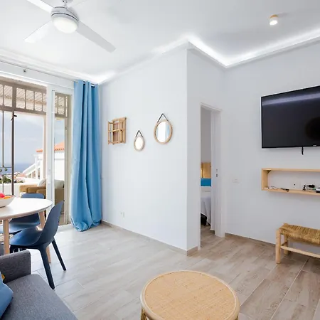 Home2book Stunning Views Адехе