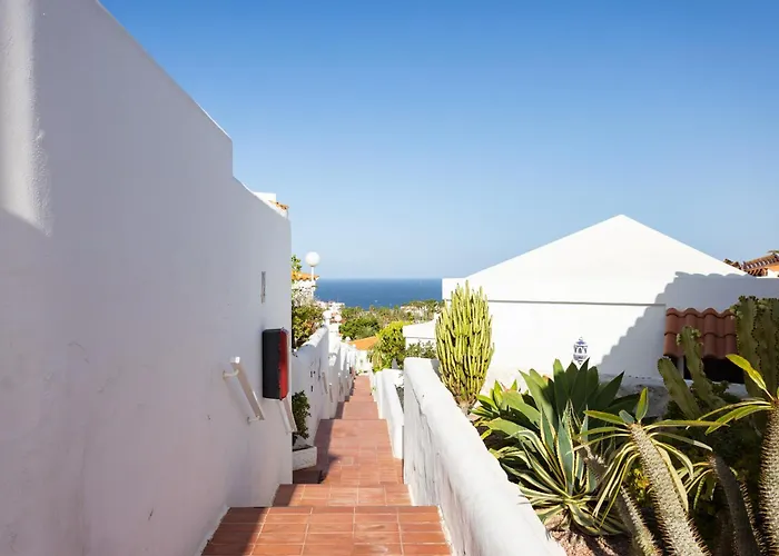 Home2book Stunning Views Апартаменти *