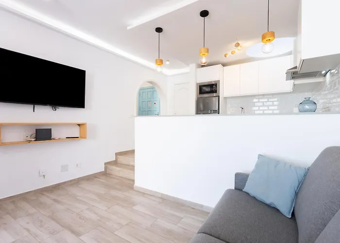 Апартаменти Home2book Stunning Views *